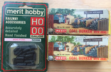 Merit OO gauge 2 x boxed coal